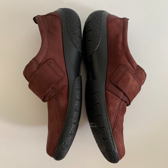 Hotter Comfort Concept Slip On Adjustable Loafer Shoes Red Suede Womens Size 7.5 - Picture 5 of 10